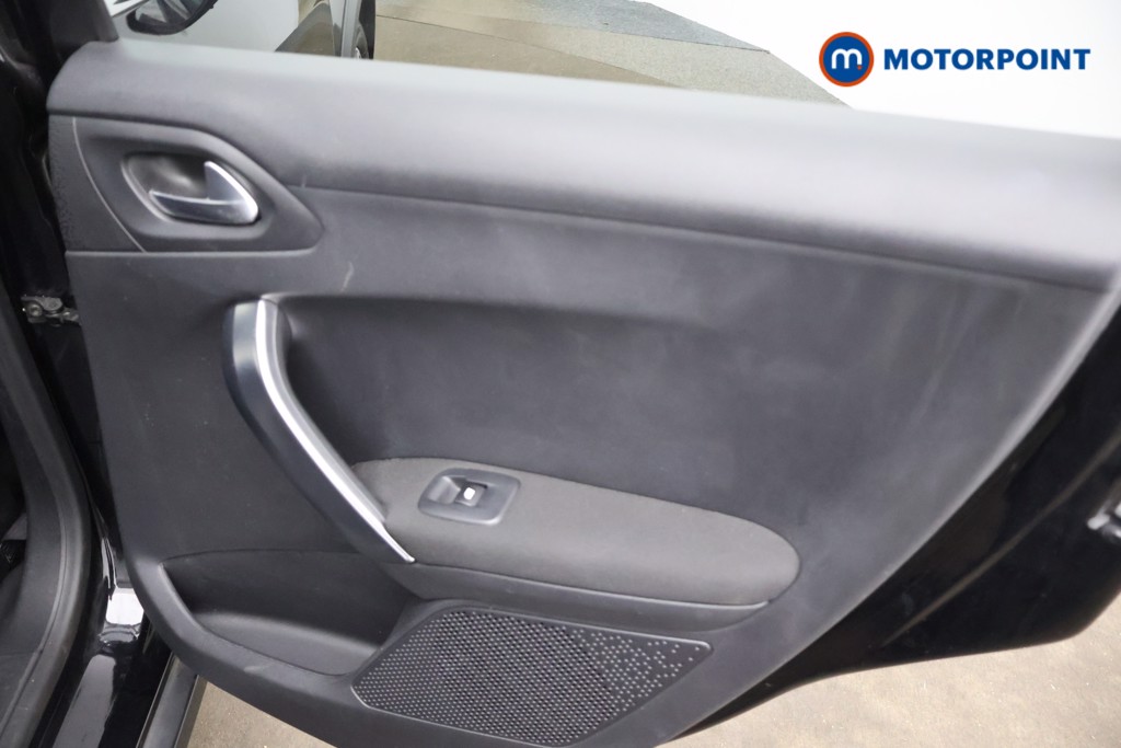 Peugeot 2008 Allure Manual Diesel SUV - Stock Number (1675139) - 17th supplementary image