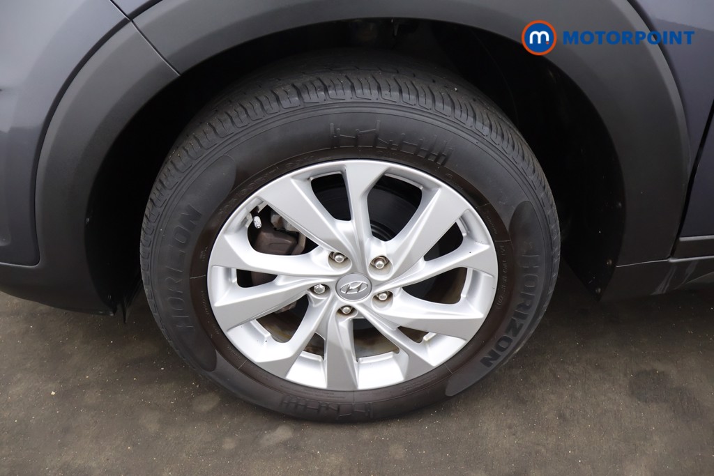 Hyundai Tucson Se Nav Manual Diesel SUV - Stock Number (1675923) - 1st supplementary image