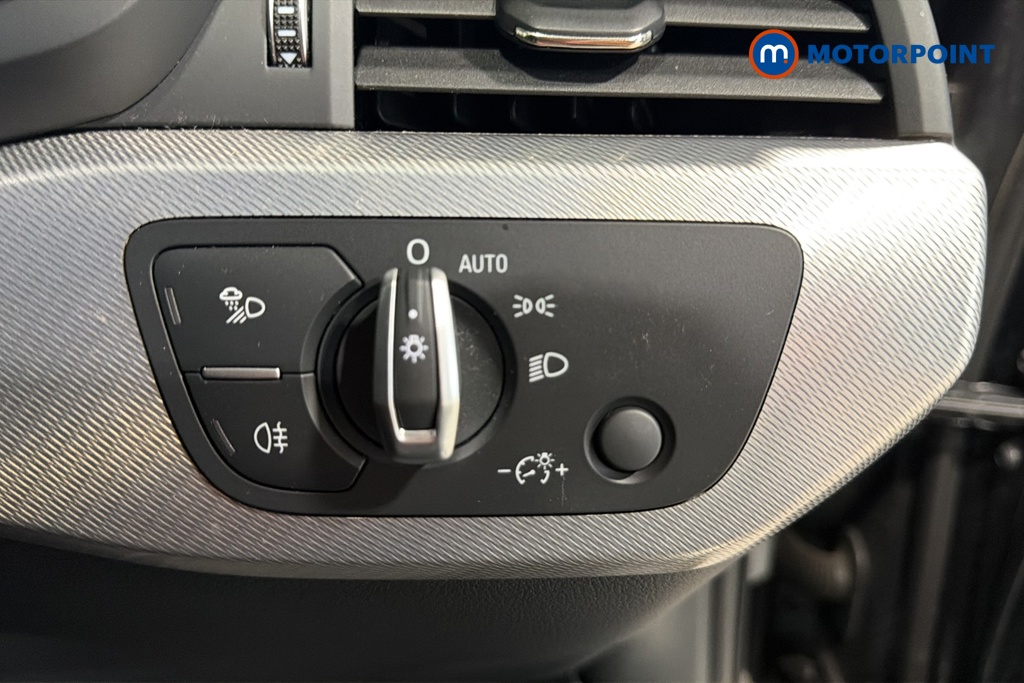 Audi A4 Sport Automatic Petrol Estate - Stock Number (1676328) - 11th supplementary image