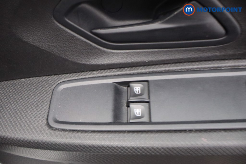 Dacia Sandero Stepway Essential Manual Petrol Hatchback - Stock Number (1676391) - 8th supplementary image