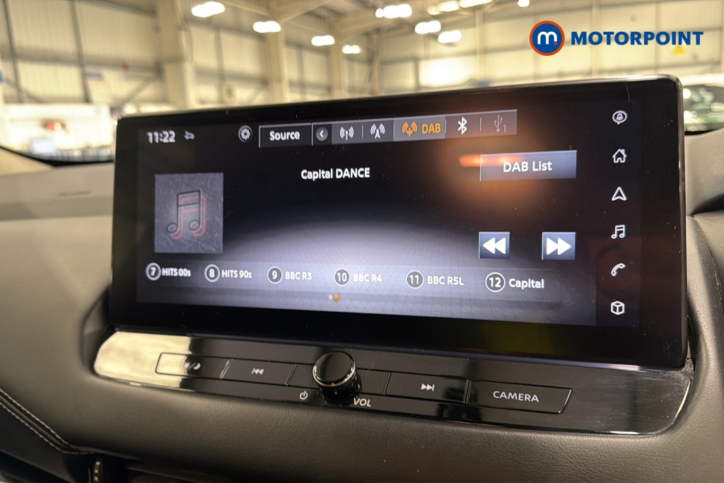 Nissan Qashqai N-Connecta Manual Petrol SUV - Stock Number (1676410) - 8th supplementary image