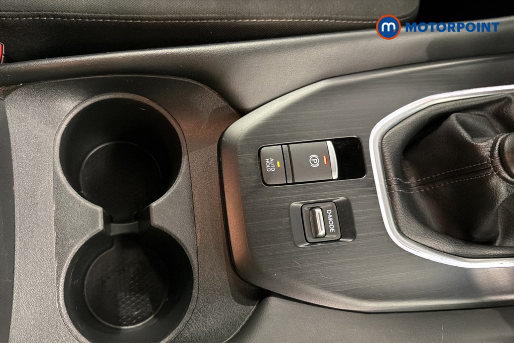 Nissan Qashqai N-Connecta Manual Petrol SUV - Stock Number (1676410) - 16th supplementary image