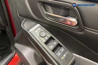 Nissan Qashqai N-Connecta Manual Petrol SUV - Stock Number (1676410) - 19th supplementary image