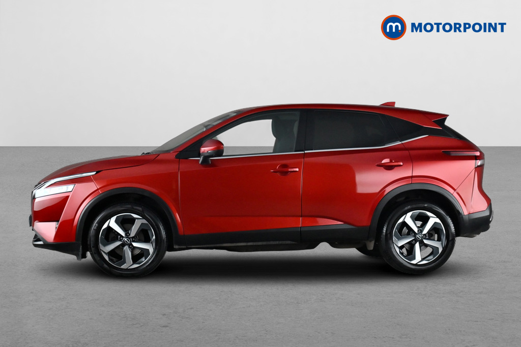 Nissan Qashqai N-Connecta Manual Petrol SUV - Stock Number (1676410) - Drivers side