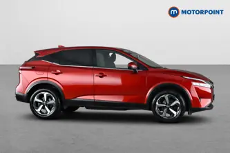 Nissan Qashqai N-Connecta Manual Petrol SUV - Stock Number (1676410) - Passenger side