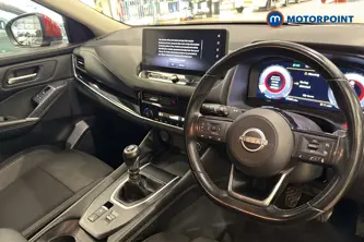 Nissan Qashqai N-Connecta Manual Petrol SUV - Stock Number (1676410) - 1st supplementary image