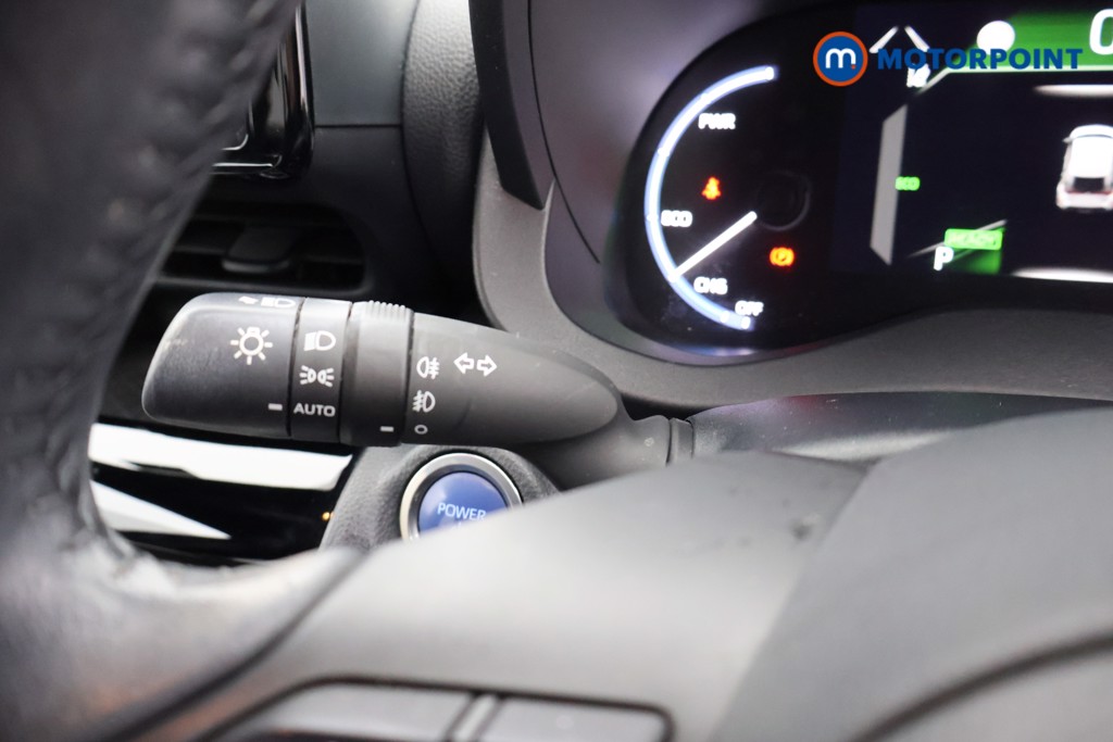 Toyota Yaris Cross Design Automatic Petrol-Electric Hybrid Estate - Stock Number (1676583) - 8th supplementary image