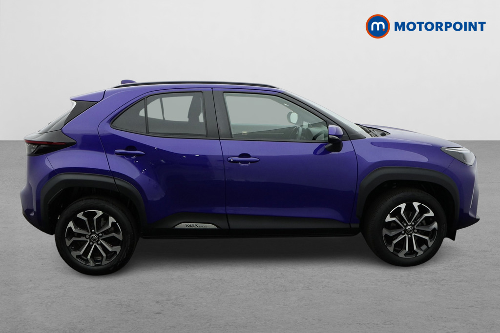 Toyota Yaris Cross Design Automatic Petrol-Electric Hybrid Estate - Stock Number (1676583) - Drivers side