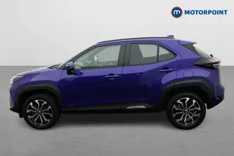 Toyota Yaris Cross Design Automatic Petrol-Electric Hybrid Estate - Stock Number (1676583) - Passenger side