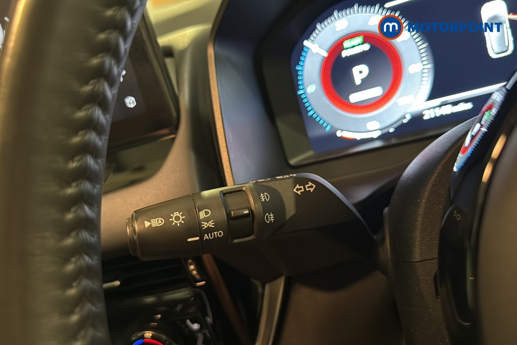 Nissan Qashqai Tekna Automatic Petrol-Electric Hybrid SUV - Stock Number (1676781) - 5th supplementary image