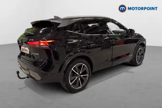 Nissan Qashqai Tekna Automatic Petrol-Electric Hybrid SUV - Stock Number (1676781) - Passenger side rear corner