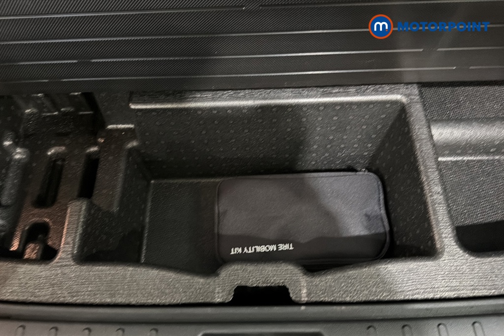 Hyundai Tucson Se Connect Automatic Petrol SUV - Stock Number (1676786) - 33rd supplementary image