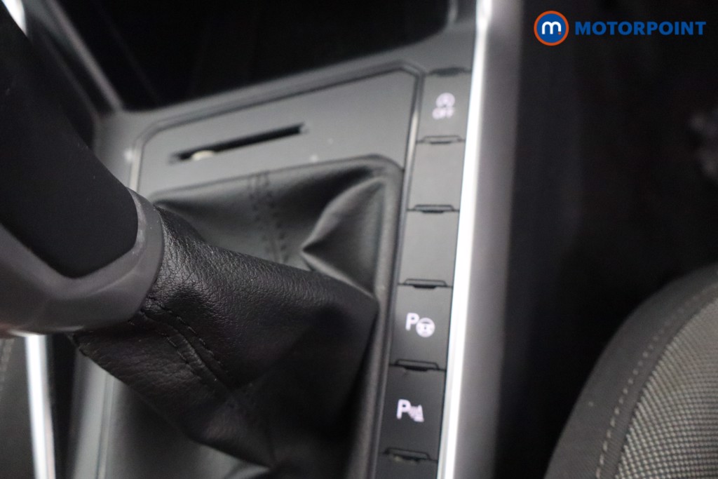 Volkswagen Taigo Life Manual Petrol SUV - Stock Number (1676792) - 18th supplementary image