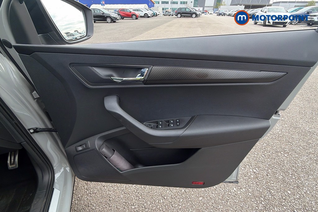 Skoda Karoq Sportline Edition Manual Petrol SUV - Stock Number (1676841) - 19th supplementary image