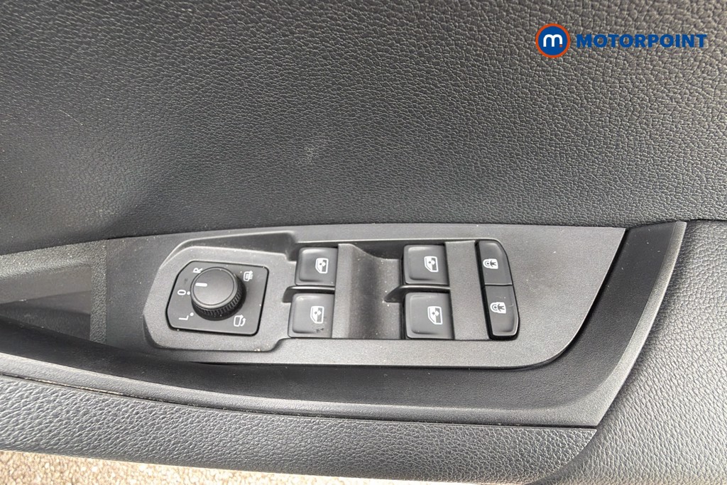 Skoda Karoq Sportline Edition Manual Petrol SUV - Stock Number (1676841) - 20th supplementary image