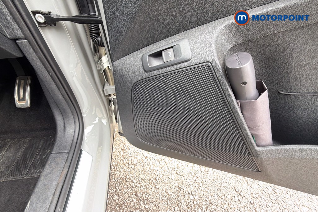 Skoda Karoq Sportline Edition Manual Petrol SUV - Stock Number (1676841) - 21st supplementary image