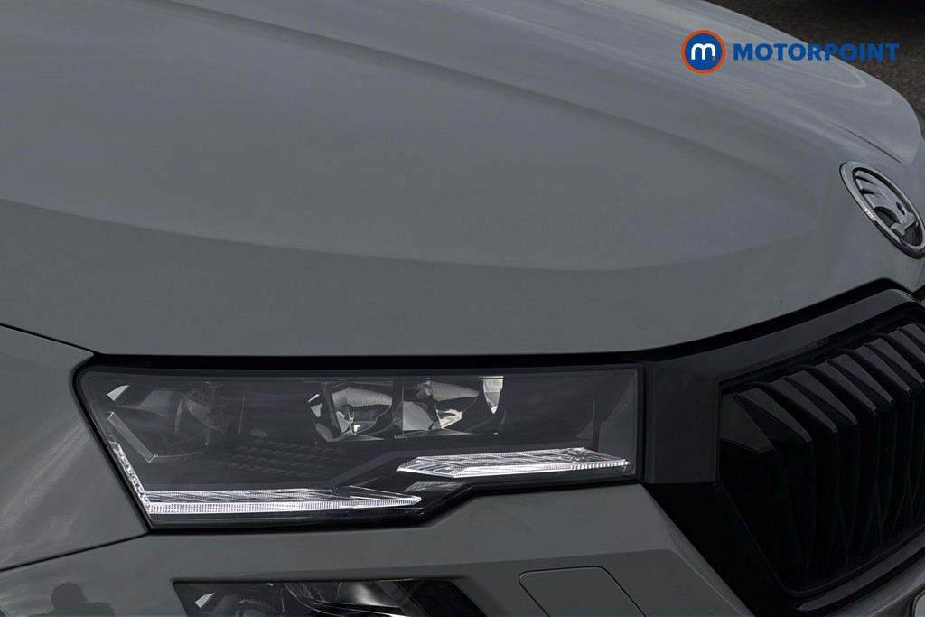 Skoda Karoq Sportline Edition Manual Petrol SUV - Stock Number (1676841) - 44th supplementary image