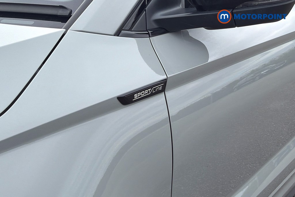 Skoda Karoq Sportline Edition Manual Petrol SUV - Stock Number (1676841) - 46th supplementary image