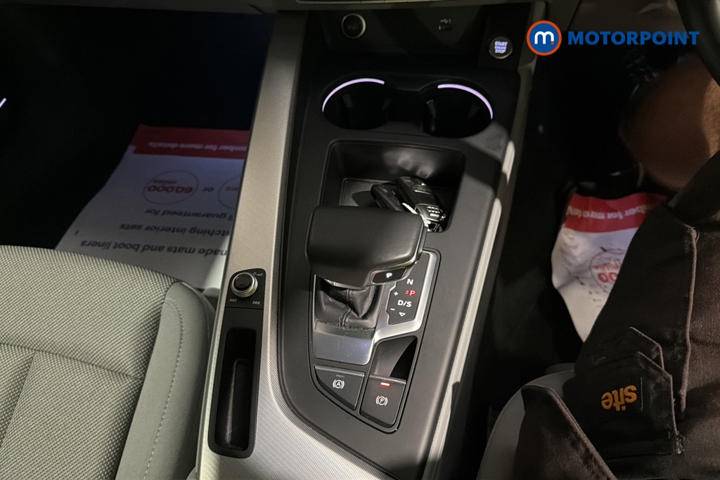 Audi A4 Technik Automatic Petrol Saloon - Stock Number (1676968) - 15th supplementary image