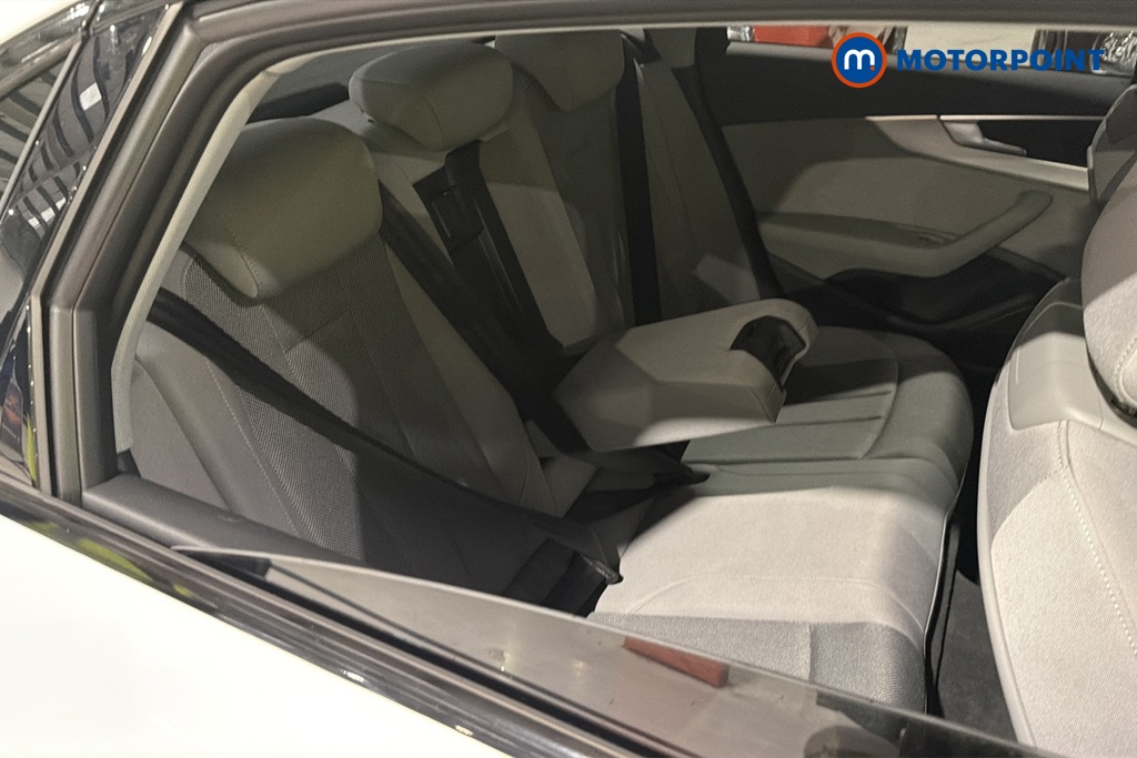 Audi A4 Technik Automatic Petrol Saloon - Stock Number (1676968) - 26th supplementary image