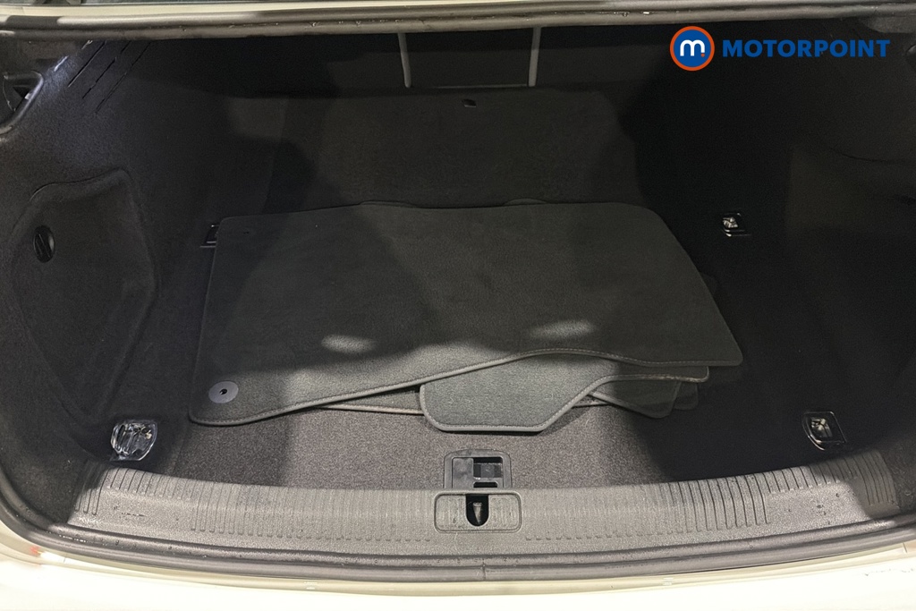 Audi A4 Technik Automatic Petrol Saloon - Stock Number (1676968) - 30th supplementary image