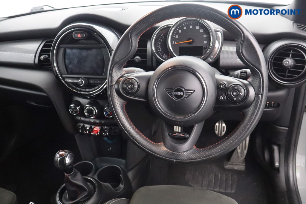 Mini Hatchback Cooper Sport Manual Petrol Hatchback - Stock Number (1677115) - 6th supplementary image