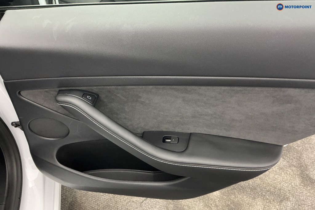 Tesla Model 3 Rwd 4Dr Auto Automatic Electric Saloon - Stock Number (1677296) - 26th supplementary image