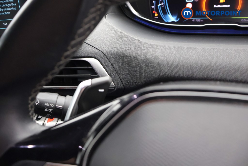 Peugeot 3008 Allure Premium-Plus Automatic Petrol Plug-In Hybrid SUV - Stock Number (1677301) - 8th supplementary image