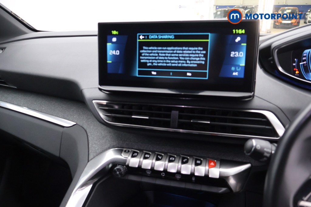 Peugeot 3008 Allure Premium-Plus Automatic Petrol Plug-In Hybrid SUV - Stock Number (1677301) - 11th supplementary image