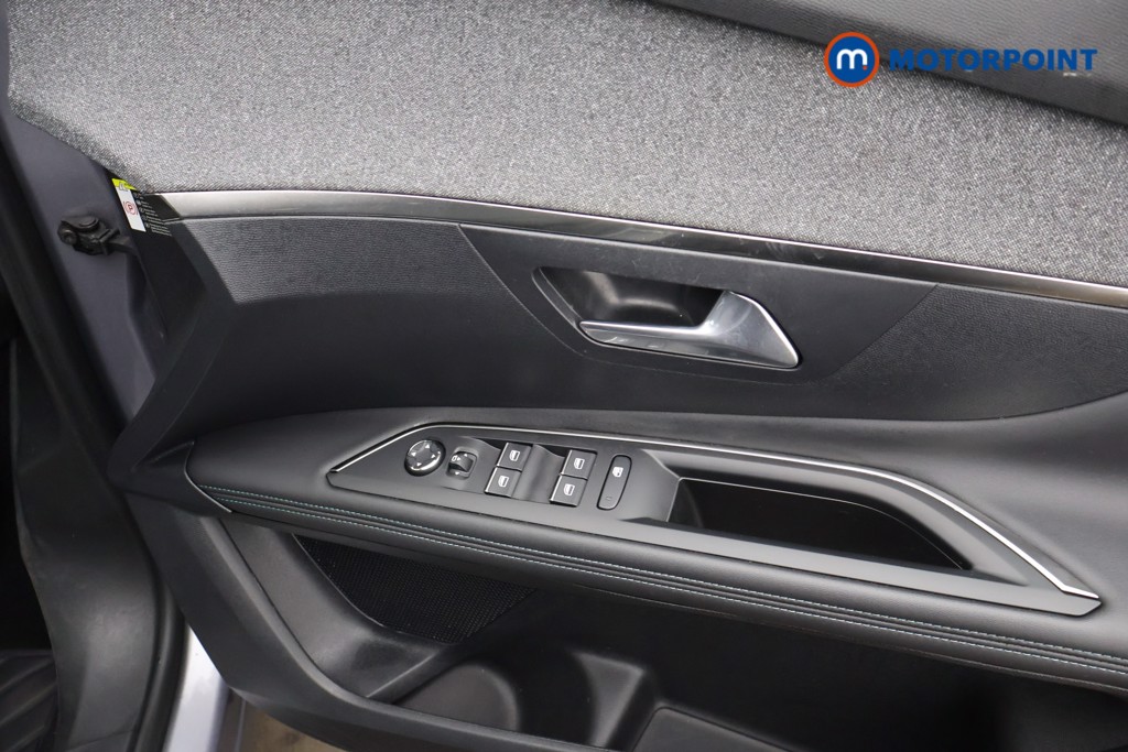 Peugeot 3008 Allure Premium-Plus Automatic Petrol Plug-In Hybrid SUV - Stock Number (1677301) - 20th supplementary image