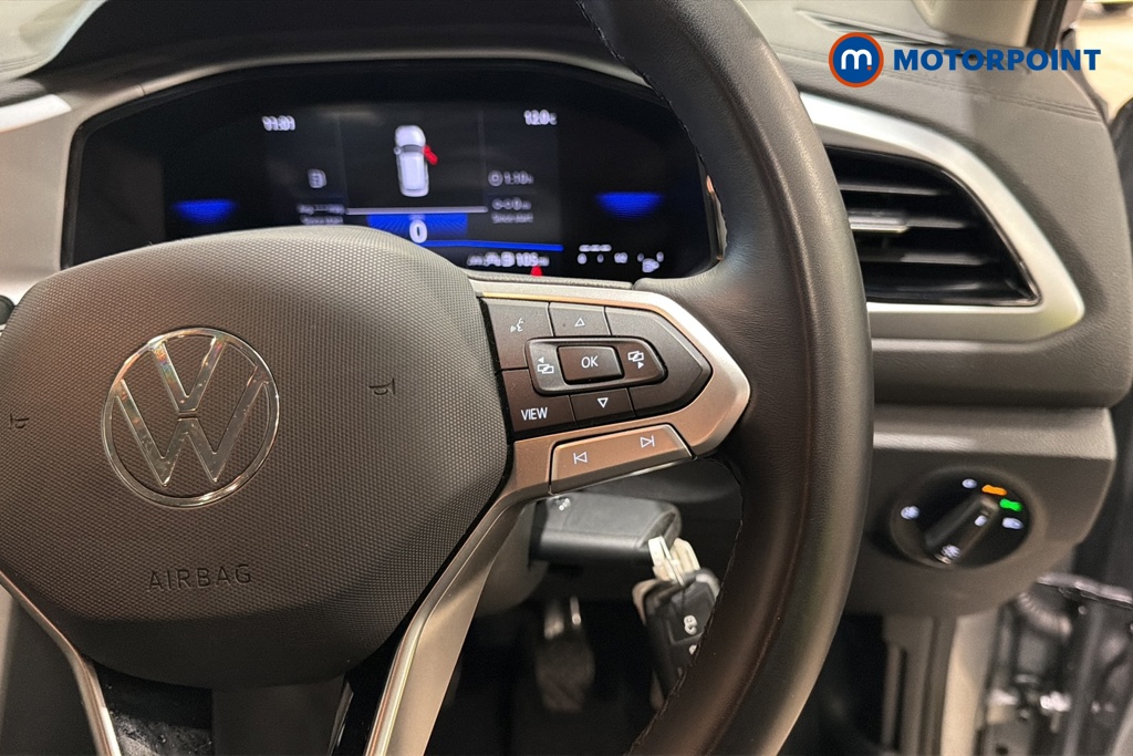 Volkswagen T-Roc Life Manual Petrol SUV - Stock Number (1677465) - 3rd supplementary image