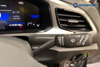 Volkswagen T-Roc Life Manual Petrol SUV - Stock Number (1677465) - 6th supplementary image