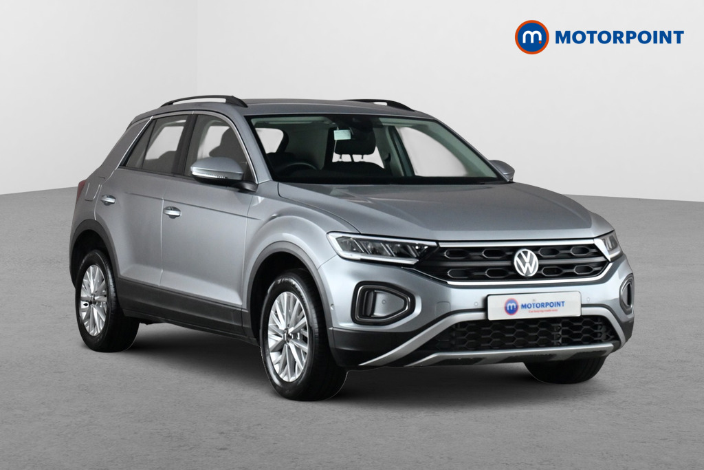 Volkswagen T-Roc Life Manual Petrol SUV - Stock Number (1677465) - Drivers side front corner
