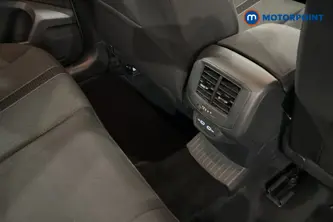 Volkswagen T-Roc Life Manual Petrol SUV - Stock Number (1677465) - 28th supplementary image
