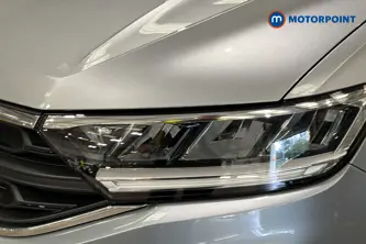 Volkswagen T-Roc Life Manual Petrol SUV - Stock Number (1677465) - 42nd supplementary image