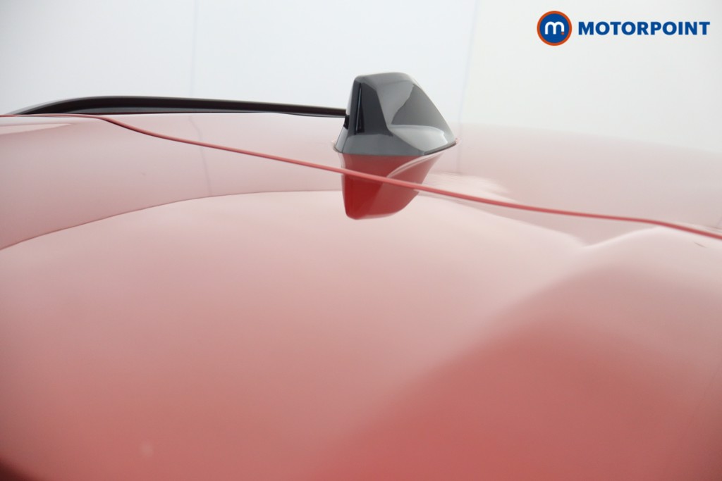 Peugeot 2008 Allure Manual Petrol SUV - Stock Number (1677495) - 4th supplementary image