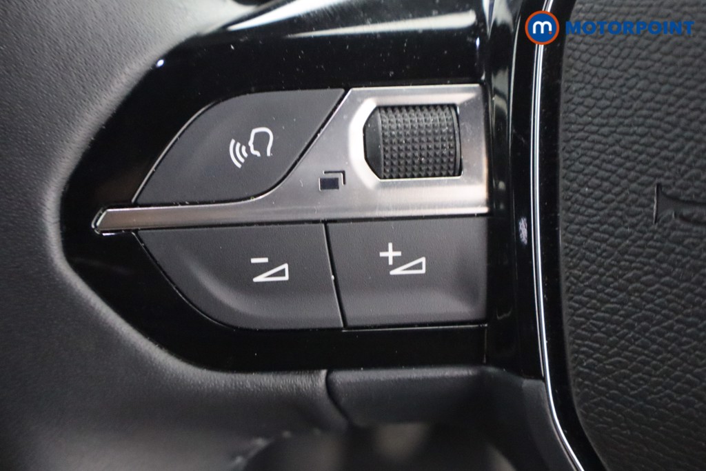 Peugeot 2008 Allure Manual Petrol SUV - Stock Number (1677495) - 13th supplementary image