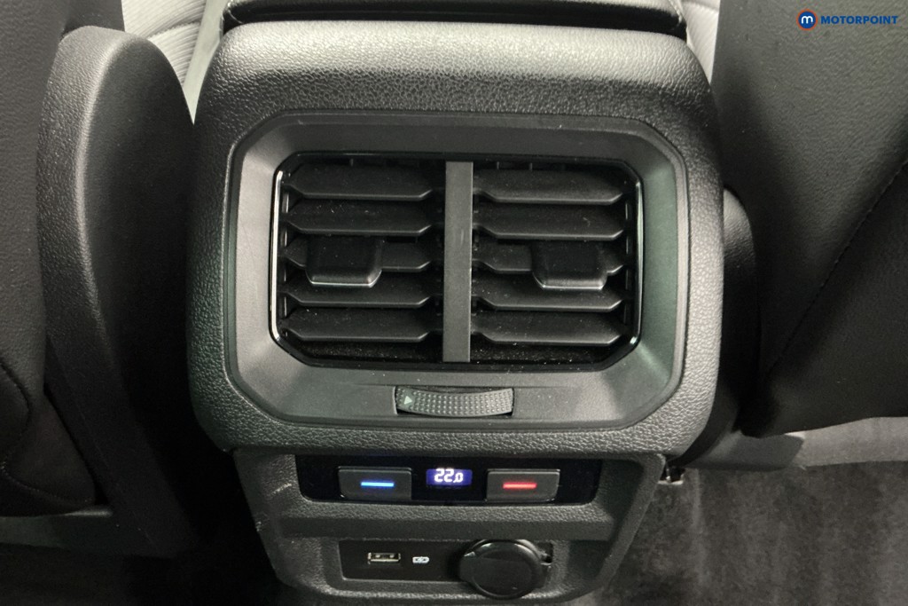Volkswagen Tiguan R-Line Tech Manual Diesel SUV - Stock Number (1678091) - 10th supplementary image