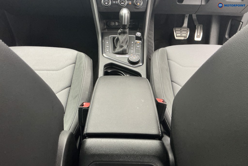 Volkswagen Tiguan R-Line Tech Manual Diesel SUV - Stock Number (1678091) - 11th supplementary image