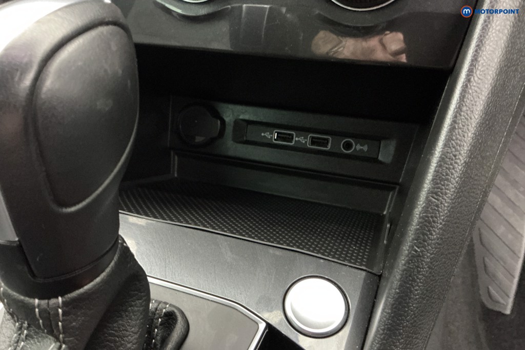 Volkswagen Tiguan R-Line Tech Manual Diesel SUV - Stock Number (1678091) - 18th supplementary image