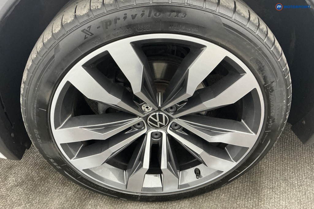 Volkswagen Tiguan R-Line Tech Manual Diesel SUV - Stock Number (1678091) - 41st supplementary image