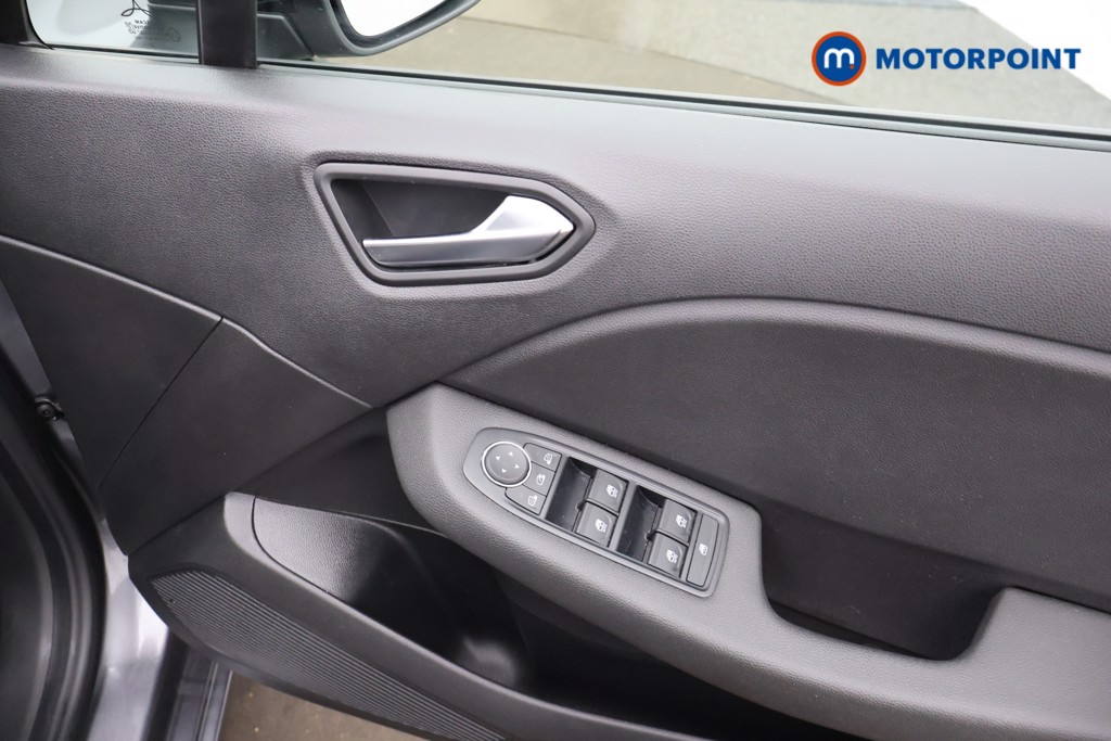 Renault Clio Evolution Automatic Petrol-Electric Hybrid Hatchback - Stock Number (1678179) - 21st supplementary image