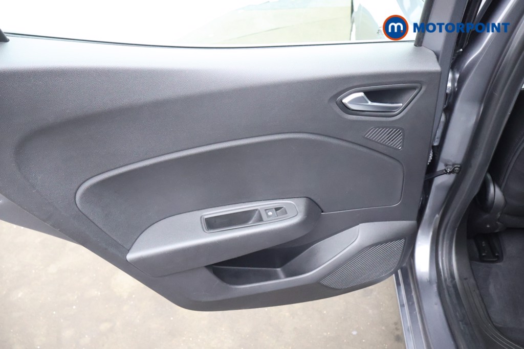 Renault Clio Evolution Automatic Petrol-Electric Hybrid Hatchback - Stock Number (1678179) - 27th supplementary image