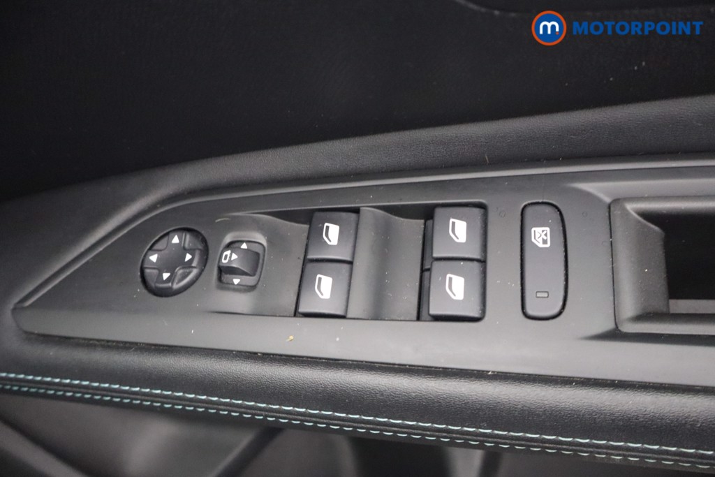 Peugeot 3008 Allure Automatic Diesel SUV - Stock Number (1678449) - 9th supplementary image
