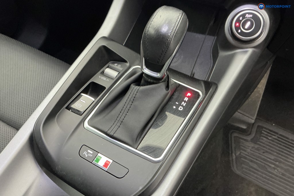 Alfa Romeo Tonale Veloce Automatic Petrol SUV - Stock Number (1628692) - 15th supplementary image