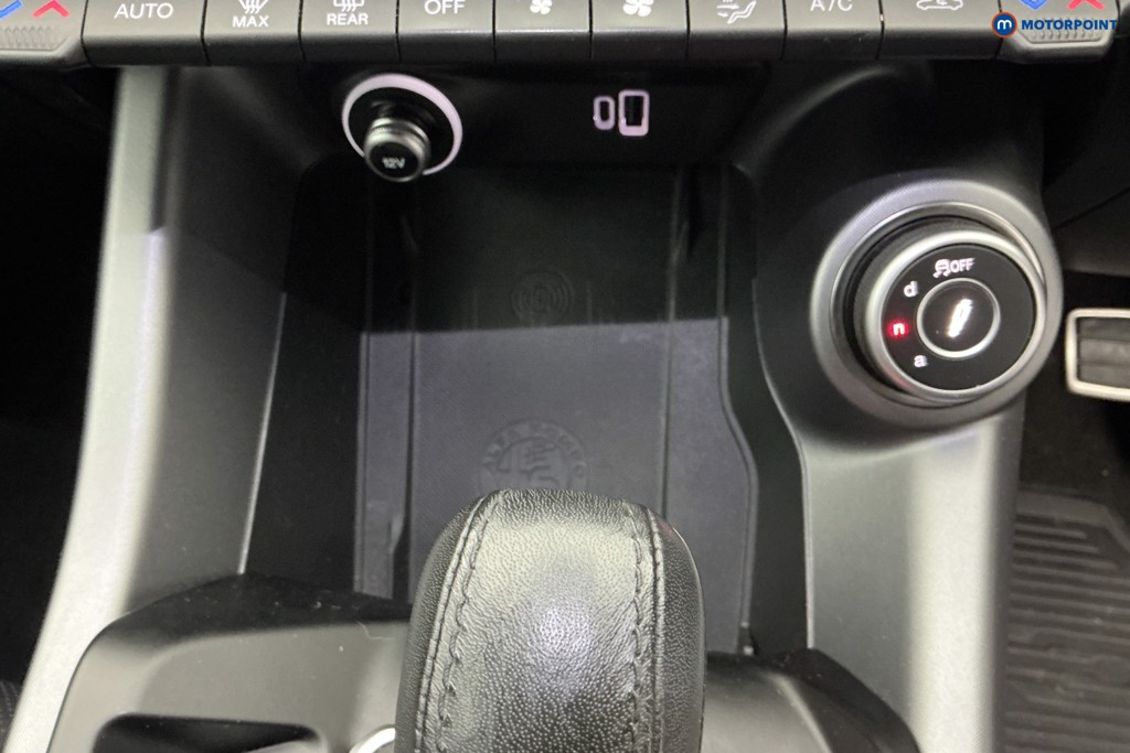 Alfa Romeo Tonale Veloce Automatic Petrol SUV - Stock Number (1628692) - 16th supplementary image