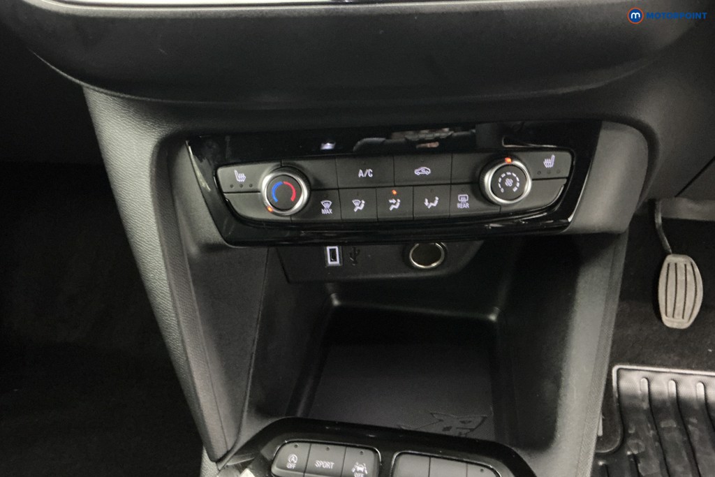 Vauxhall Corsa YES Manual Petrol Hatchback - Stock Number (1639730) - 17th supplementary image