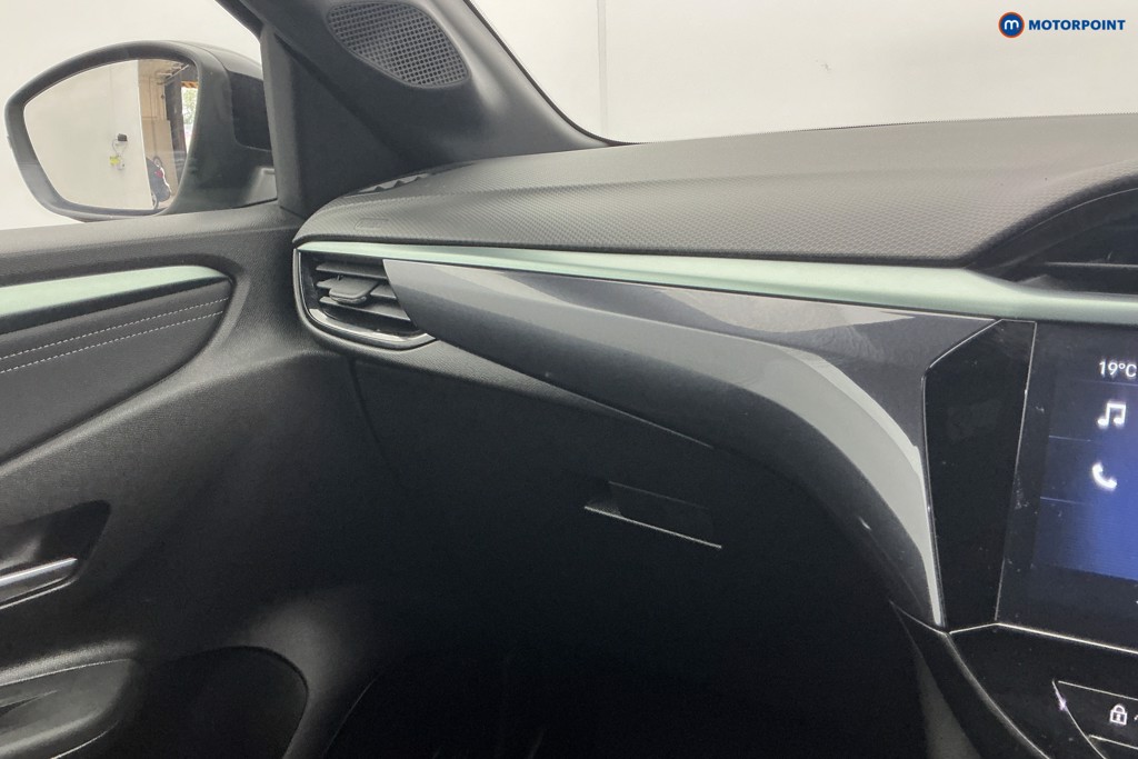 Vauxhall Corsa YES Manual Petrol Hatchback - Stock Number (1639730) - 18th supplementary image