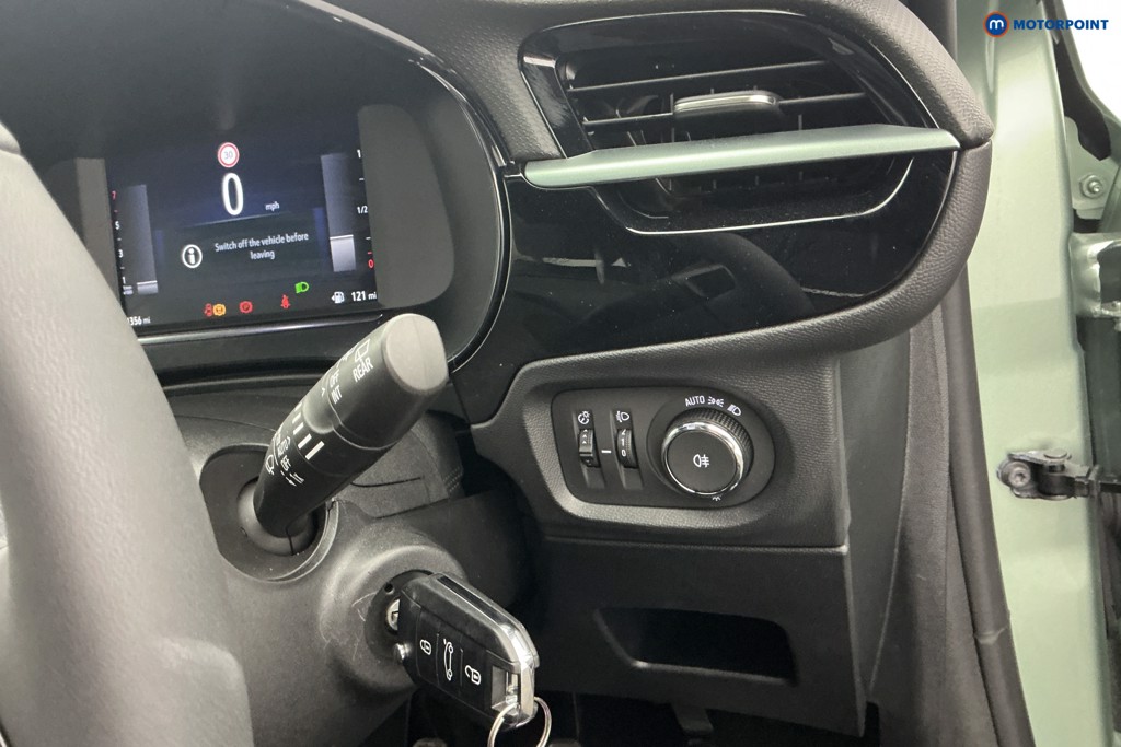 Vauxhall Corsa YES Manual Petrol Hatchback - Stock Number (1639730) - 22nd supplementary image