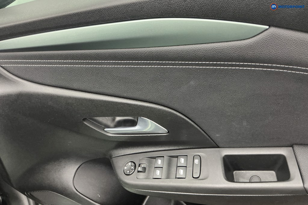 Vauxhall Corsa YES Manual Petrol Hatchback - Stock Number (1639730) - 25th supplementary image